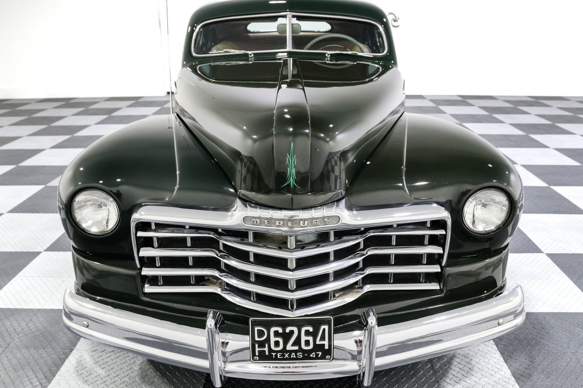 Mercury-Eight-1947-Coupe-1