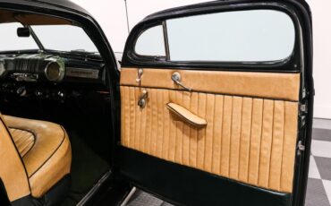 Mercury-Eight-1947-Coupe-15