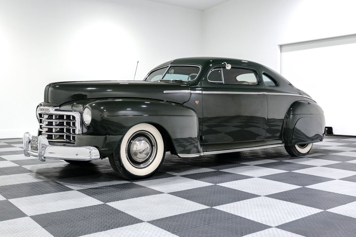 Mercury-Eight-1947-Coupe-2