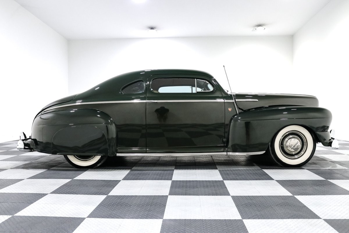 Mercury-Eight-1947-Coupe-7