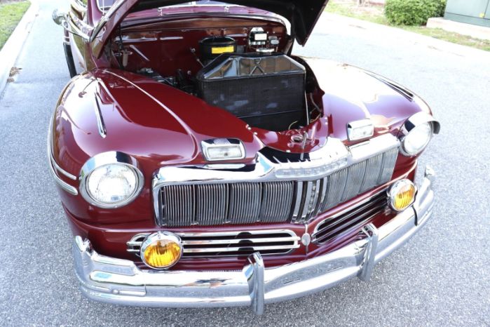 Mercury-Eight-1948-Burgundy-Tri-Color-23