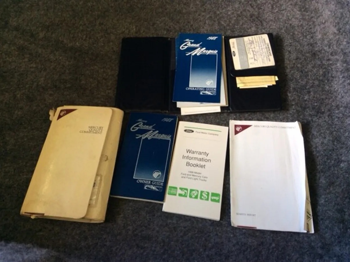 Mercury-Grand-marquis-1988-Smoke-Gray-Metallic-Gray-19