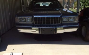 Mercury-Grand-marquis-1988-Smoke-Gray-Metallic-Gray