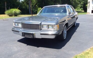 Mercury-Grand-marquis-1988-Smoke-Gray-Metallic-Gray