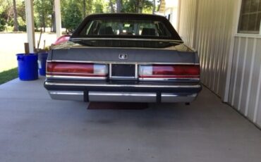 Mercury-Grand-marquis-1988-Smoke-Gray-Metallic-Gray-9