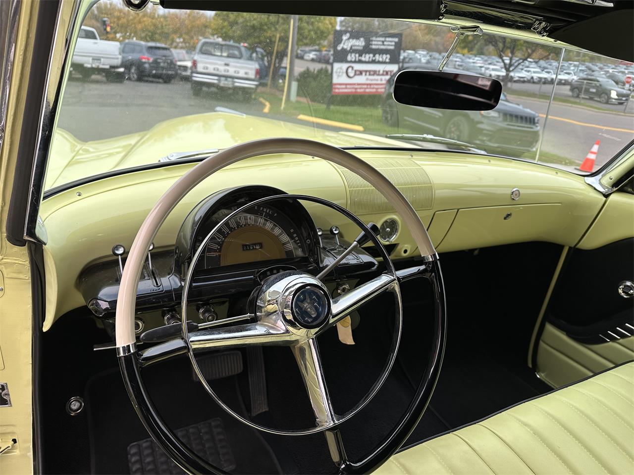 Mercury-Monterey-1953-Yellow-Yellow-16