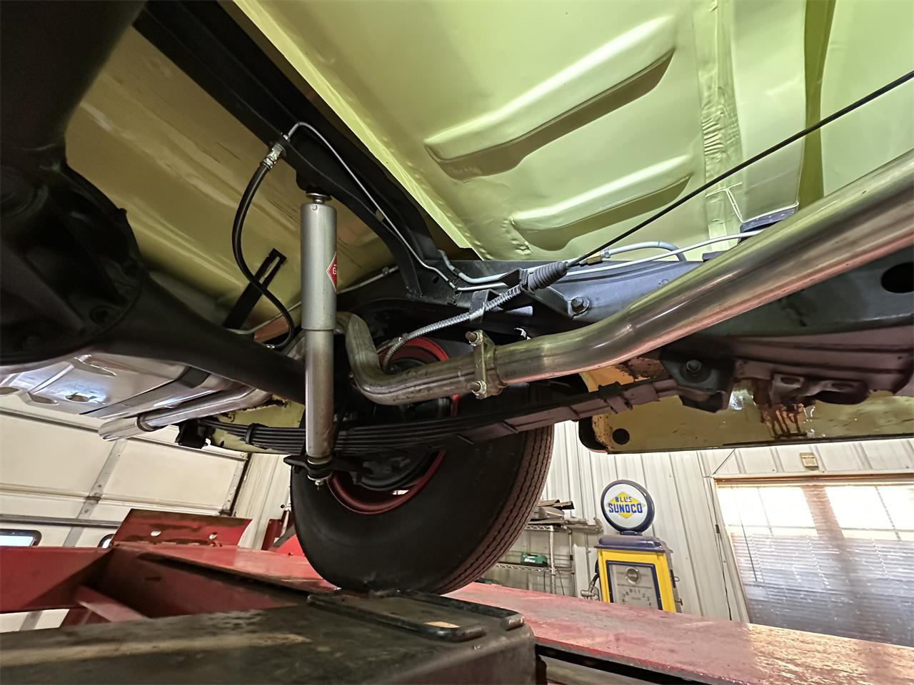 Mercury-Monterey-1953-Yellow-Yellow-26