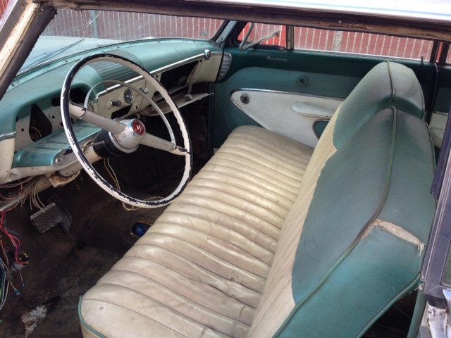 Mercury-Monterey-1954-Grey-Primer-Green-with-White