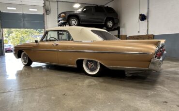 Mercury-Monterey-1961-Gold-metallic-White-and-Gold-13