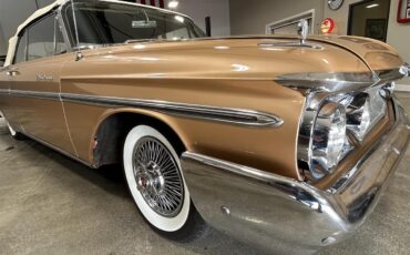 Mercury-Monterey-1961-Gold-metallic-White-and-Gold-19
