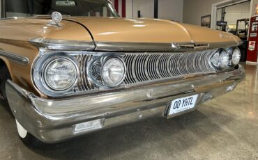 Mercury-Monterey-1961-Gold-metallic-White-and-Gold-21