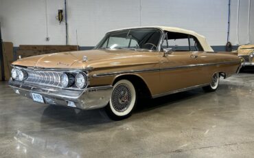 Mercury-Monterey-1961-Gold-metallic-White-and-Gold-25