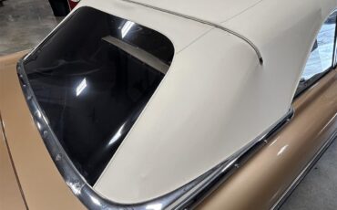 Mercury-Monterey-1961-Gold-metallic-White-and-Gold-36