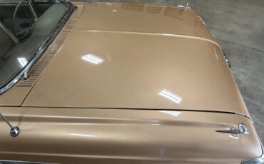 Mercury-Monterey-1961-Gold-metallic-White-and-Gold-40