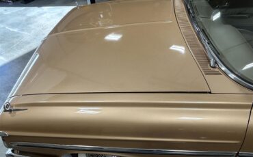 Mercury-Monterey-1961-Gold-metallic-White-and-Gold-41