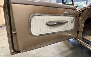 Mercury-Monterey-1961-Gold-metallic-White-and-Gold-43