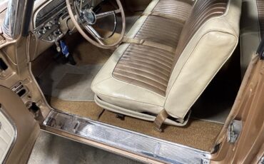 Mercury-Monterey-1961-Gold-metallic-White-and-Gold-44