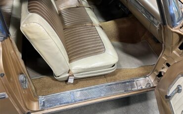 Mercury-Monterey-1961-Gold-metallic-White-and-Gold-45