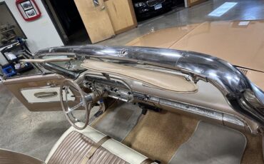 Mercury-Monterey-1961-Gold-metallic-White-and-Gold-47