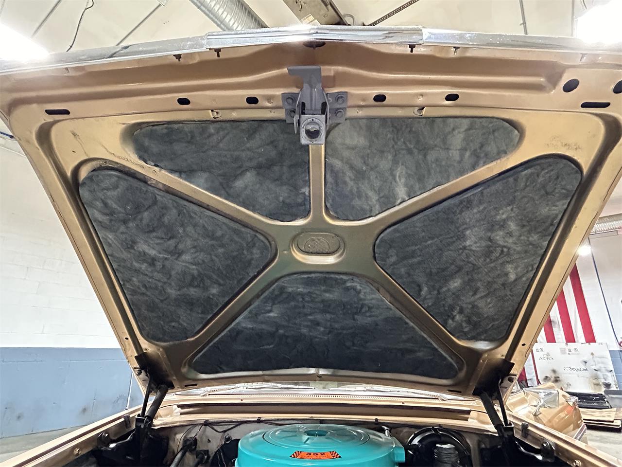 Mercury-Monterey-1961-Gold-metallic-White-and-Gold-53
