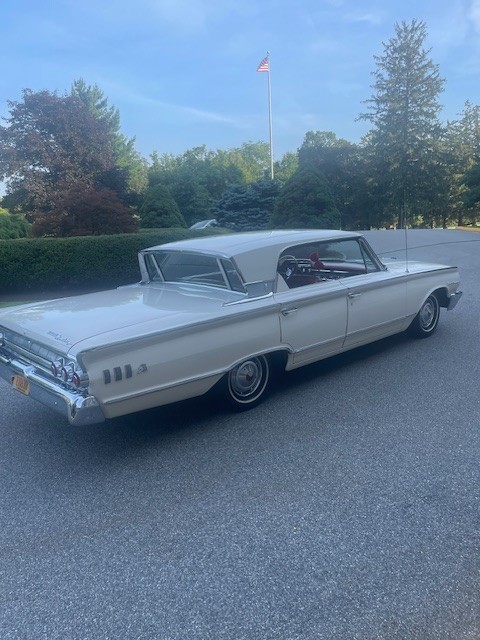 Mercury-Monterey-1963-4-DR-Hardtop-2