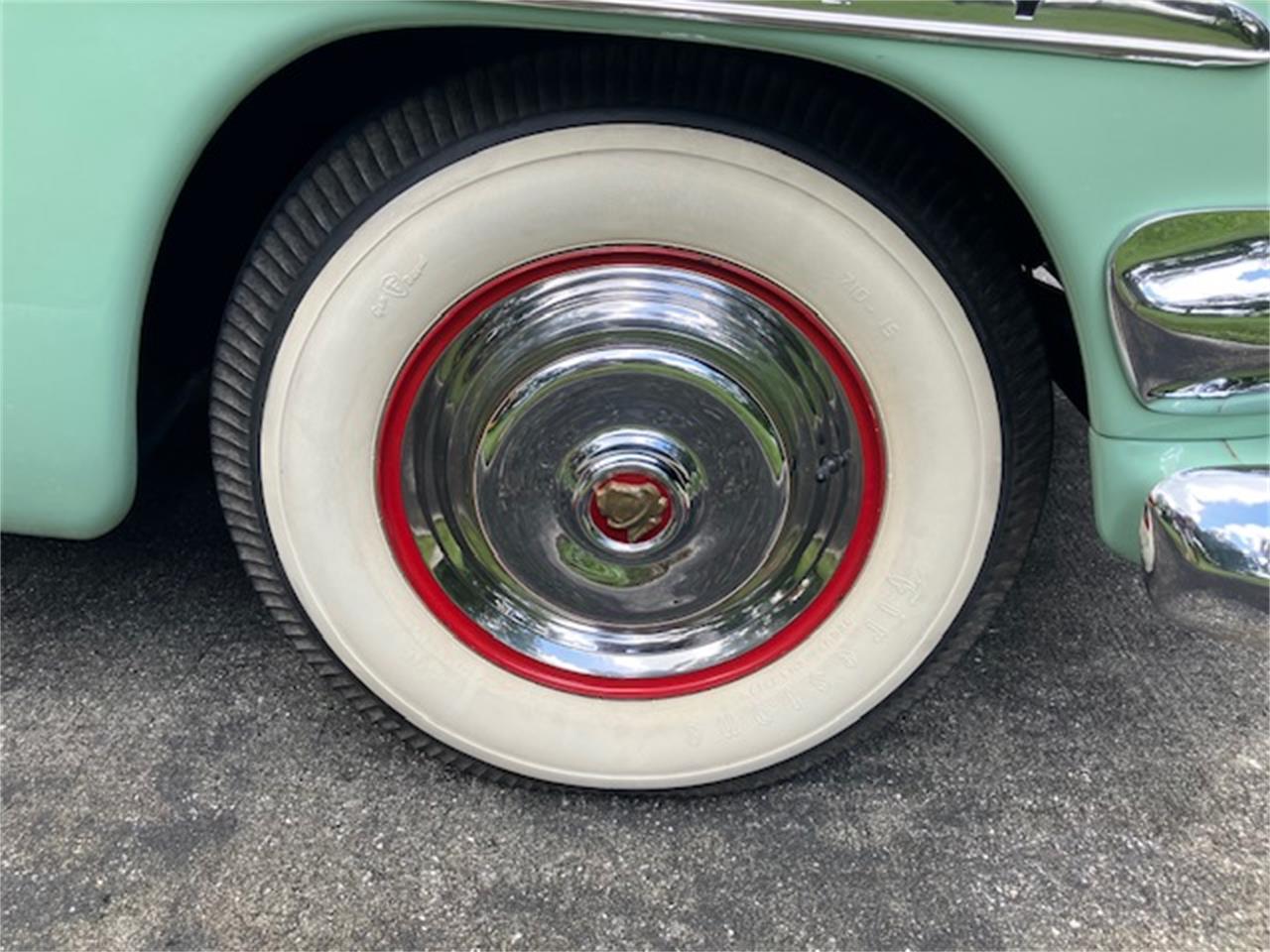 Mercury-Woody-wagon-1951-Light-green-Light-and-dark-brown-10