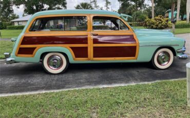 Mercury-Woody-wagon-1951-Light-green-Light-and-dark-brown-14
