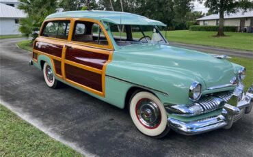 Mercury-Woody-wagon-1951-Light-green-Light-and-dark-brown-15