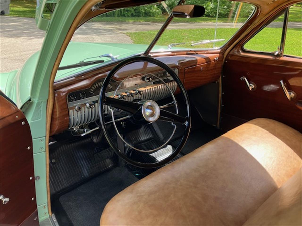 Mercury-Woody-wagon-1951-Light-green-Light-and-dark-brown-20