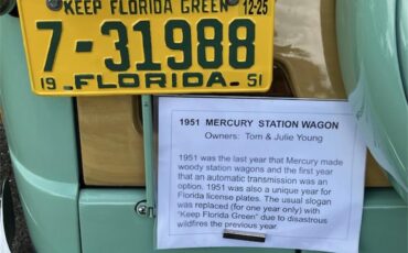Mercury-Woody-wagon-1951-Light-green-Light-and-dark-brown-32