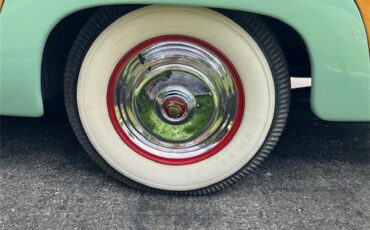 Mercury-Woody-wagon-1951-Light-green-Light-and-dark-brown-8