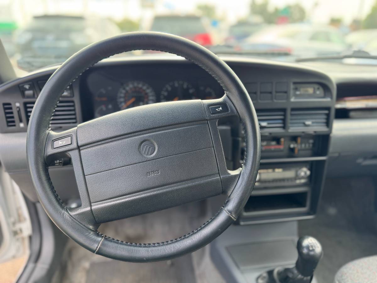Mercury-capri-1991-white-21