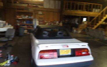 Mercury-capri-xr2-turbo-1991-white-2