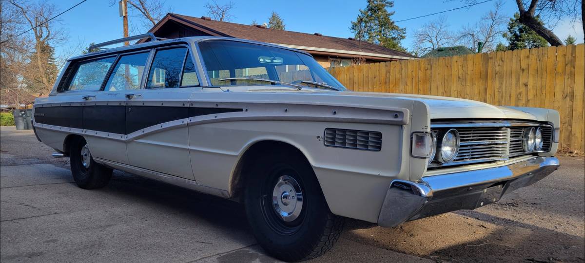 Mercury-colony-park-1966-white-16