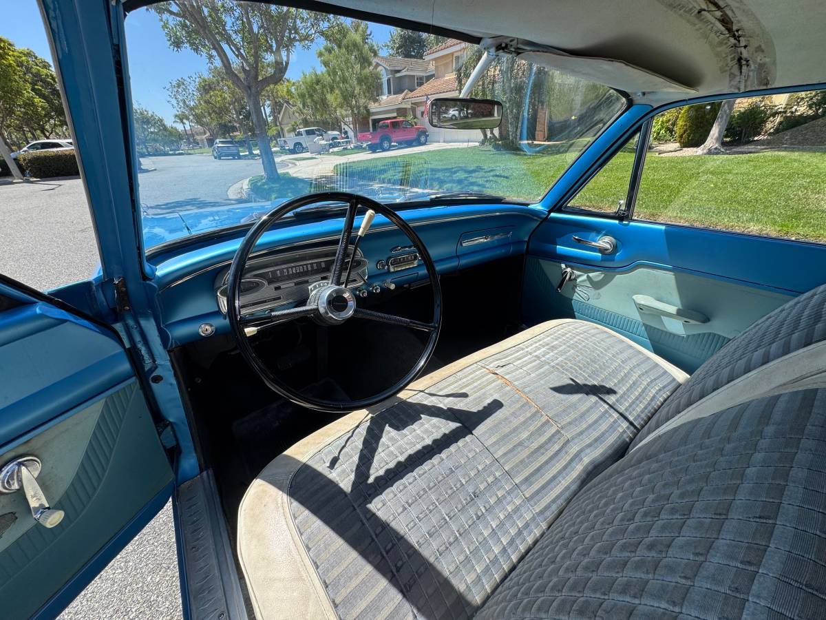 Mercury-comet-1961-blue-5