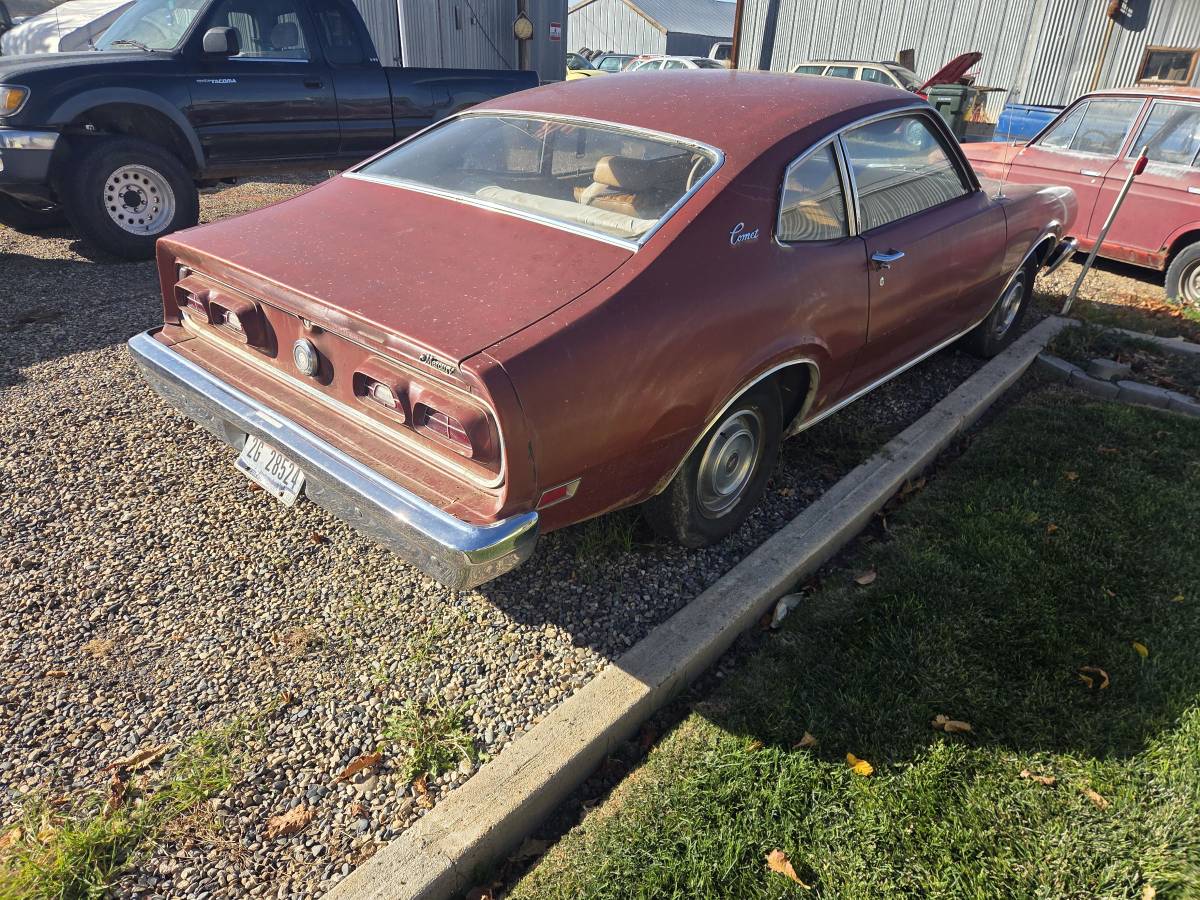 Mercury-comet-1975-brown-4