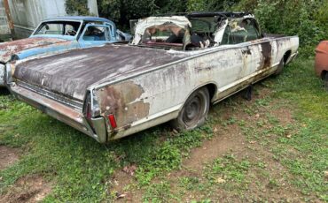 Mercury-convertable-1968-white-1