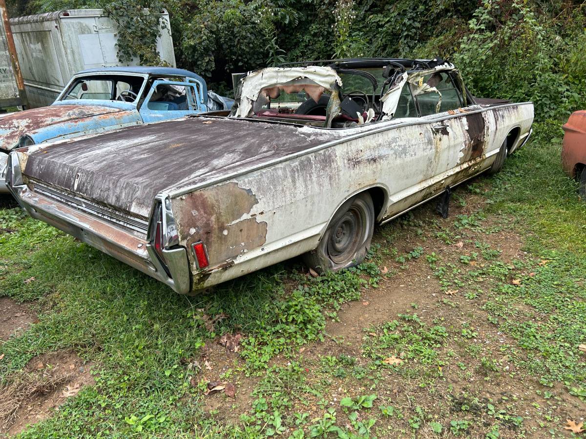 Mercury-convertable-1968-white-1