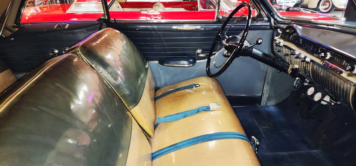 Mercury-convertible-1950-blue-14