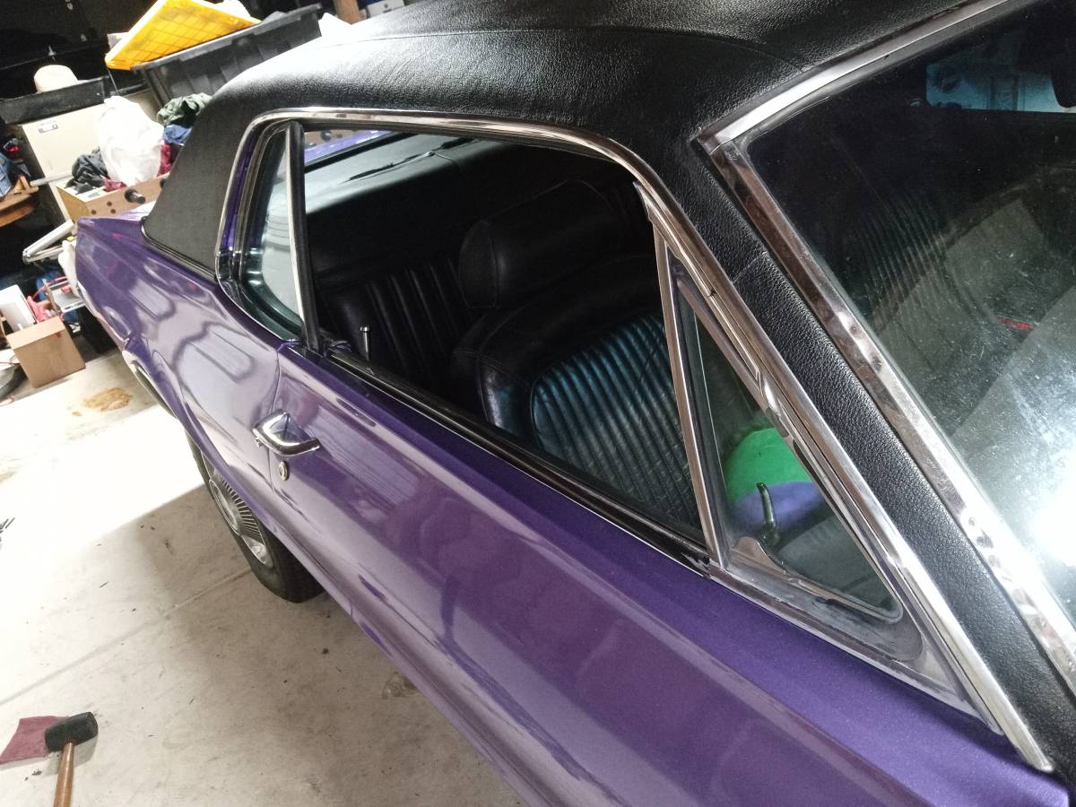 Mercury-cougar-1967-purple-1