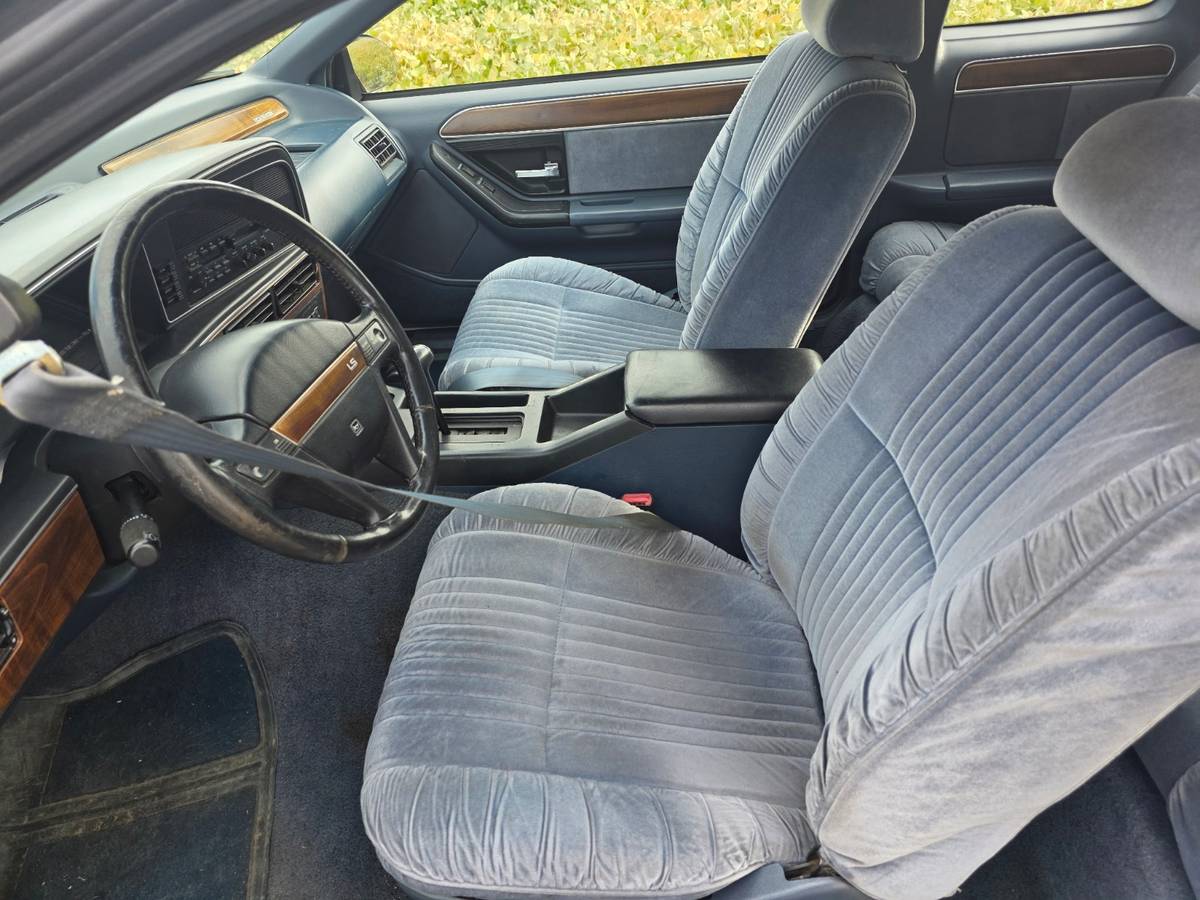 Mercury-cougar-ls-1990-white-7