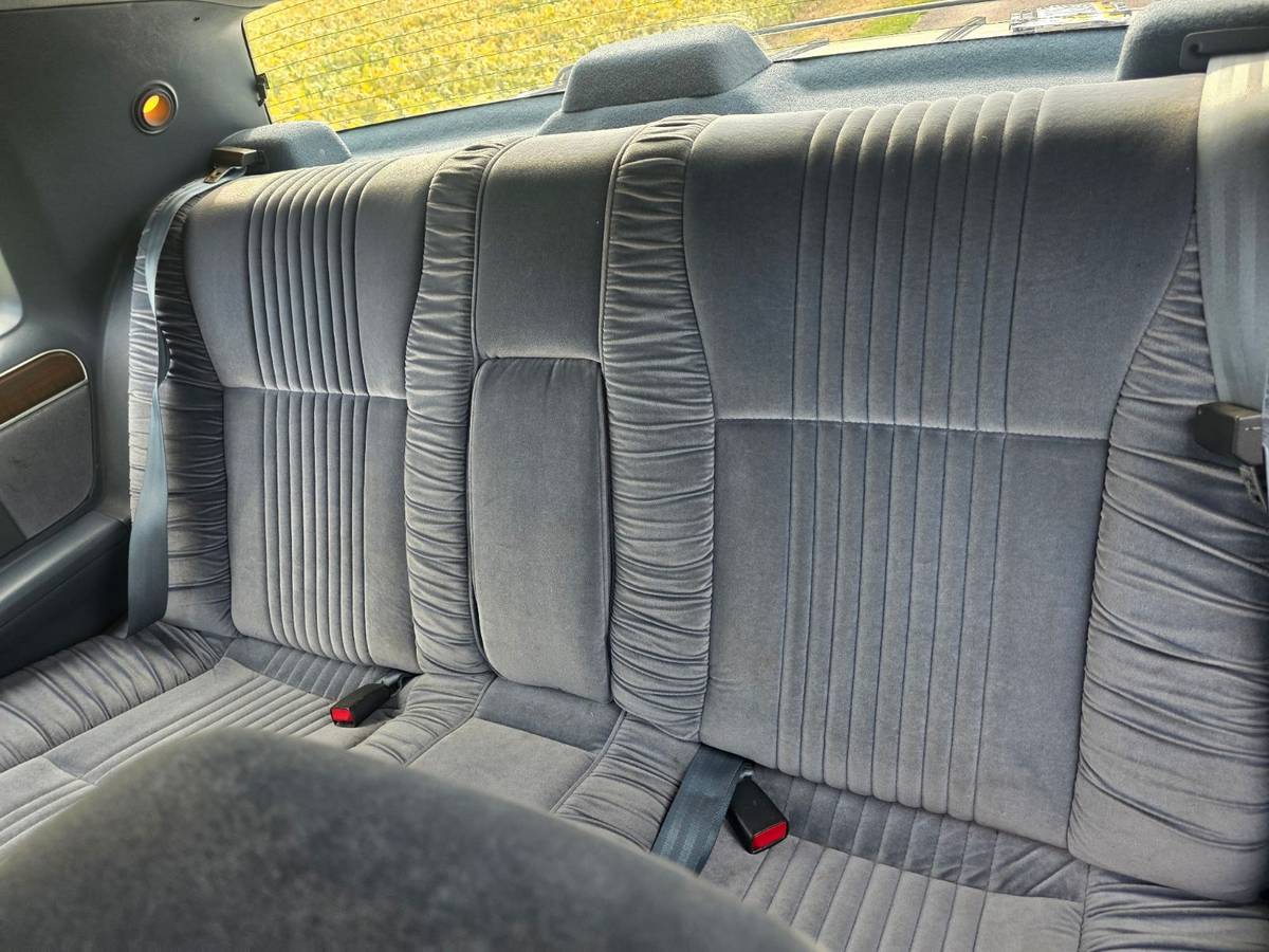 Mercury-cougar-ls-1990-white-9