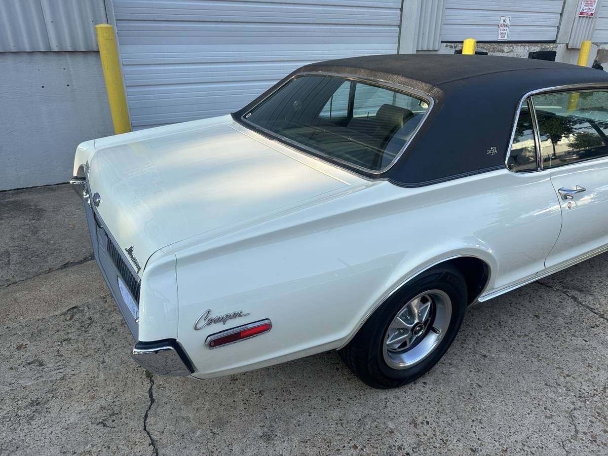 Mercury-cougar-xr7-1968-2