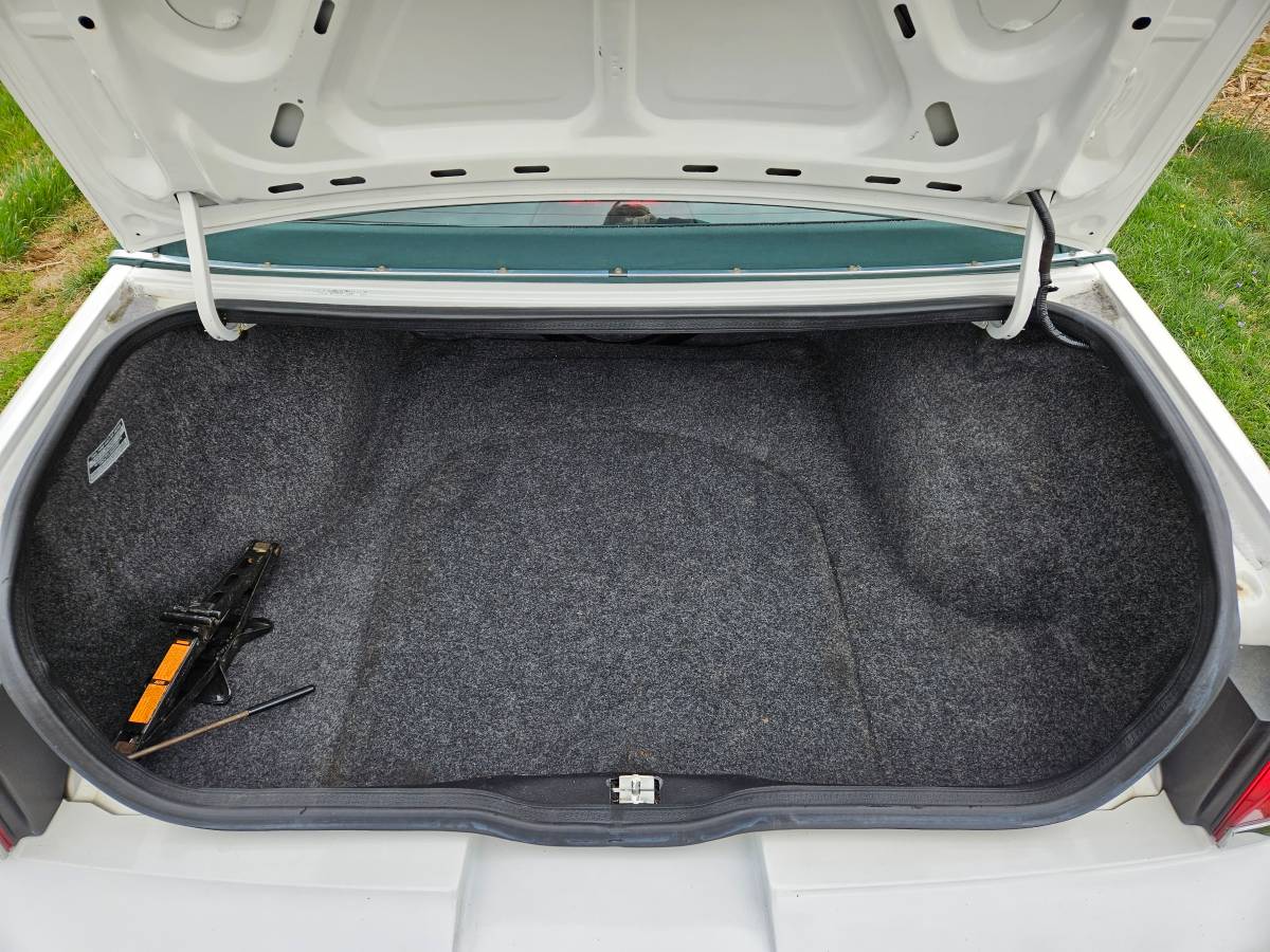 Mercury-cougar-xr7-1995-white-12