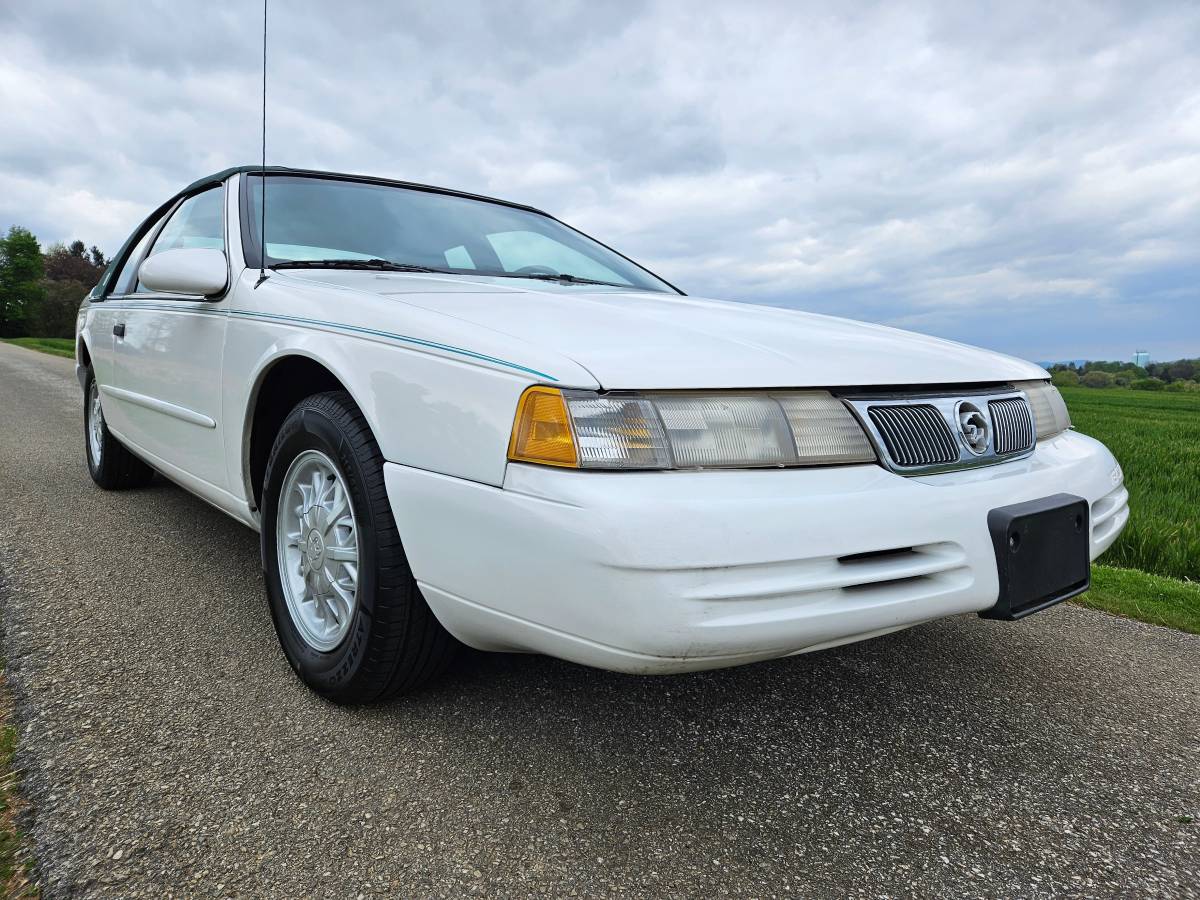 Mercury-cougar-xr7-1995-white-2