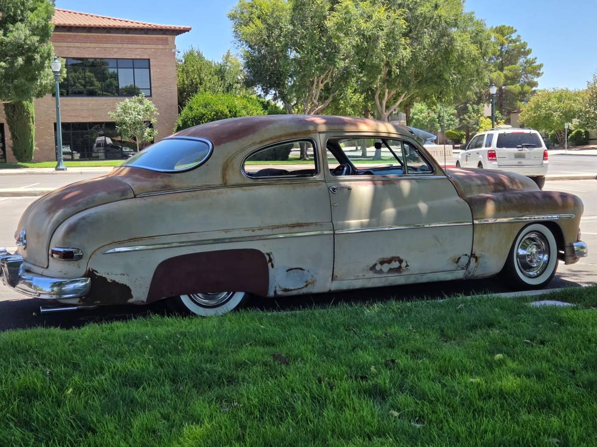 Mercury-coupe-1950-custom-124