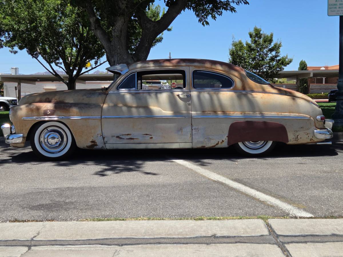 Mercury-coupe-1950-custom-127