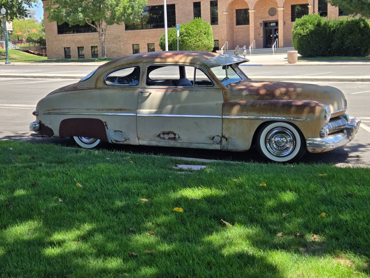 Mercury-coupe-1950-custom-16