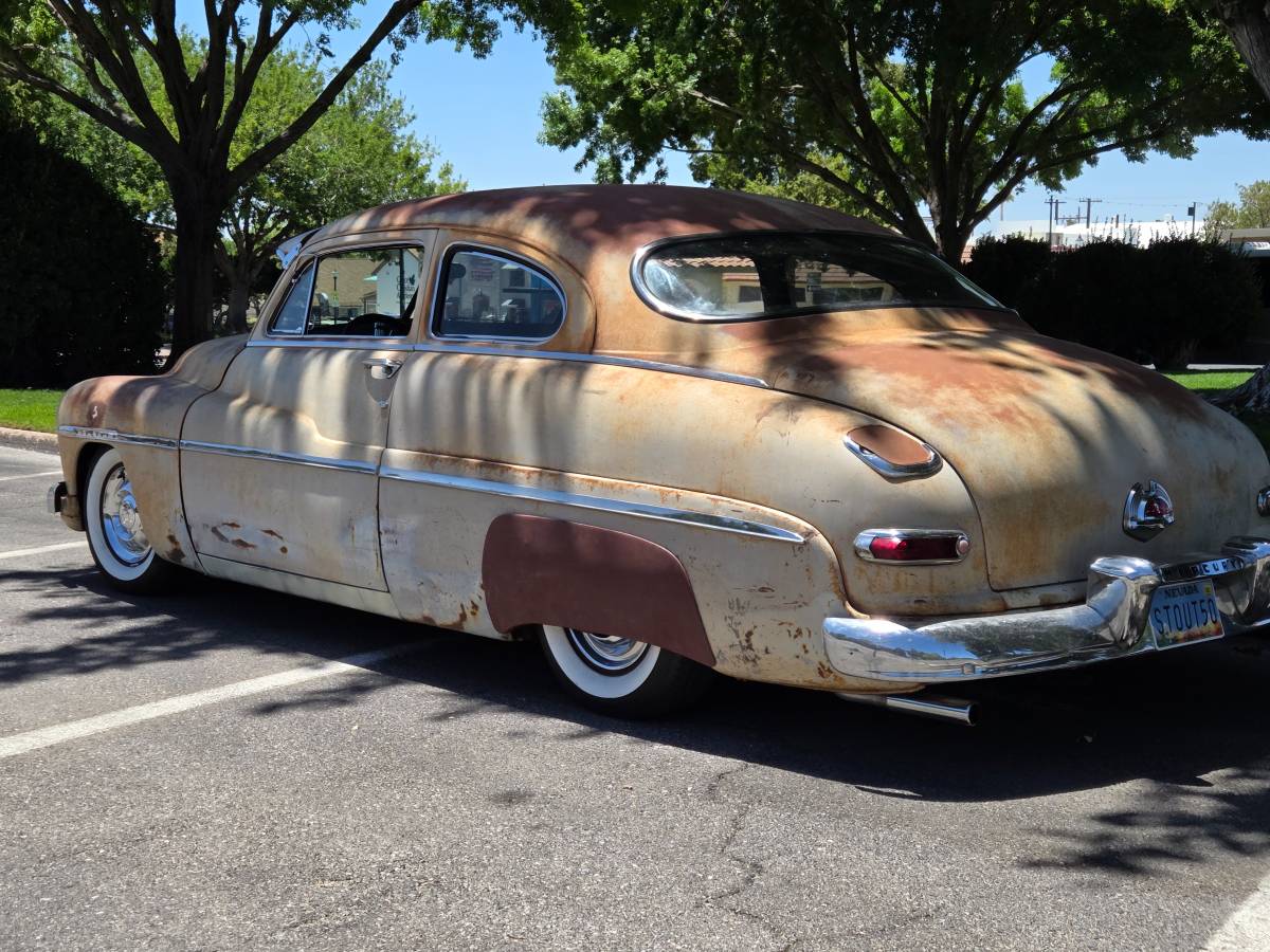 Mercury-coupe-1950-custom-86