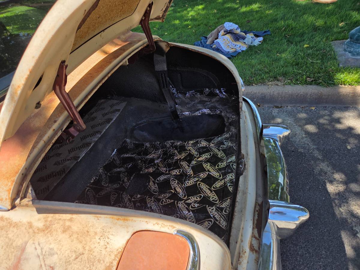 Mercury-coupe-1950-custom-94